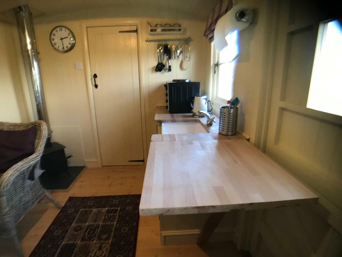 The Hawthorn Shepherds Hut Eyemouth Exterior foto